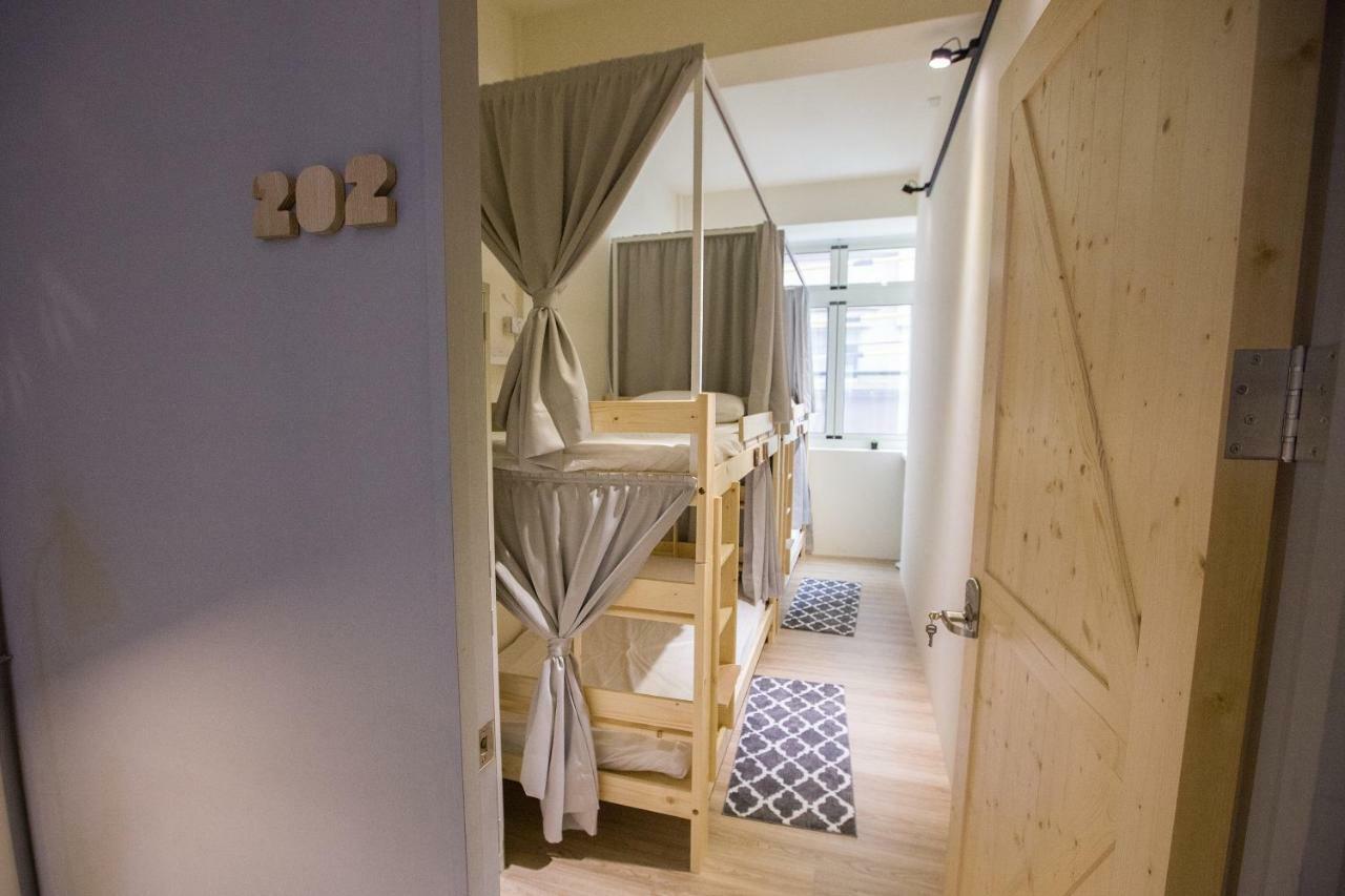 Km Hostel 嘉義市 エクステリア 写真